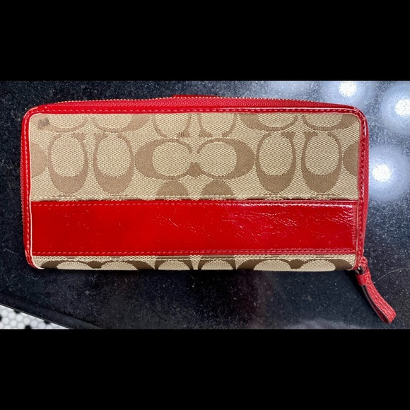 COACH Signature Bag with Matching Wallet - Picture 6 of 10